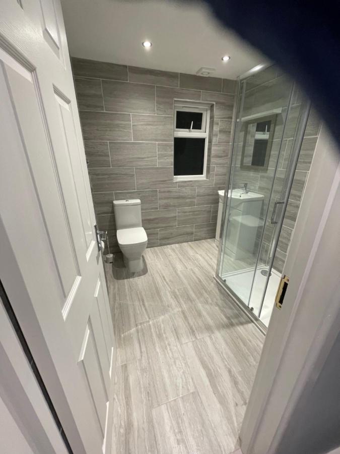 Vale Nky Apartment Rooms Лондон Екстер'єр фото